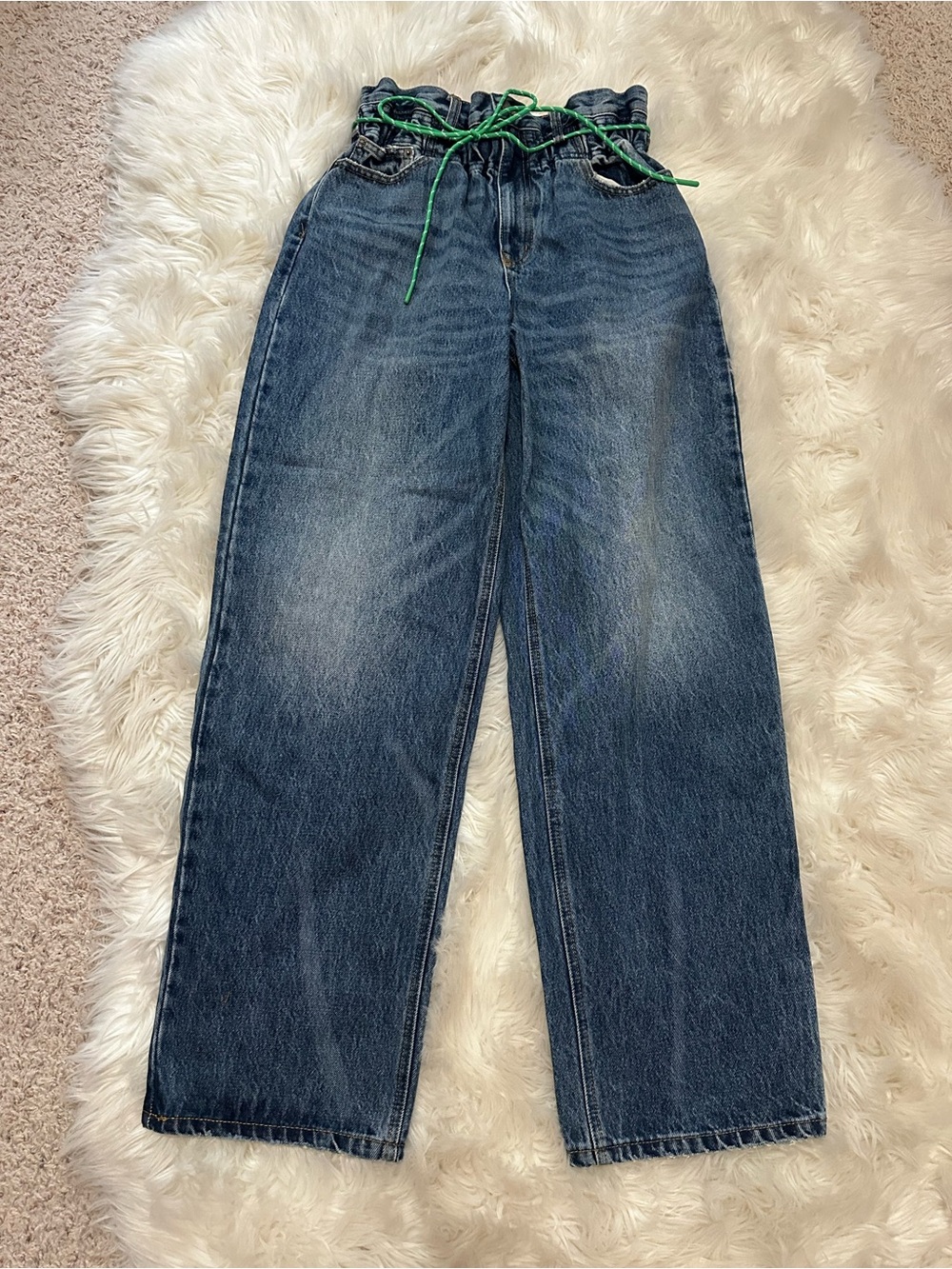KBB High-Rise paper bag barrel jeans with Green Drawstring size 2
